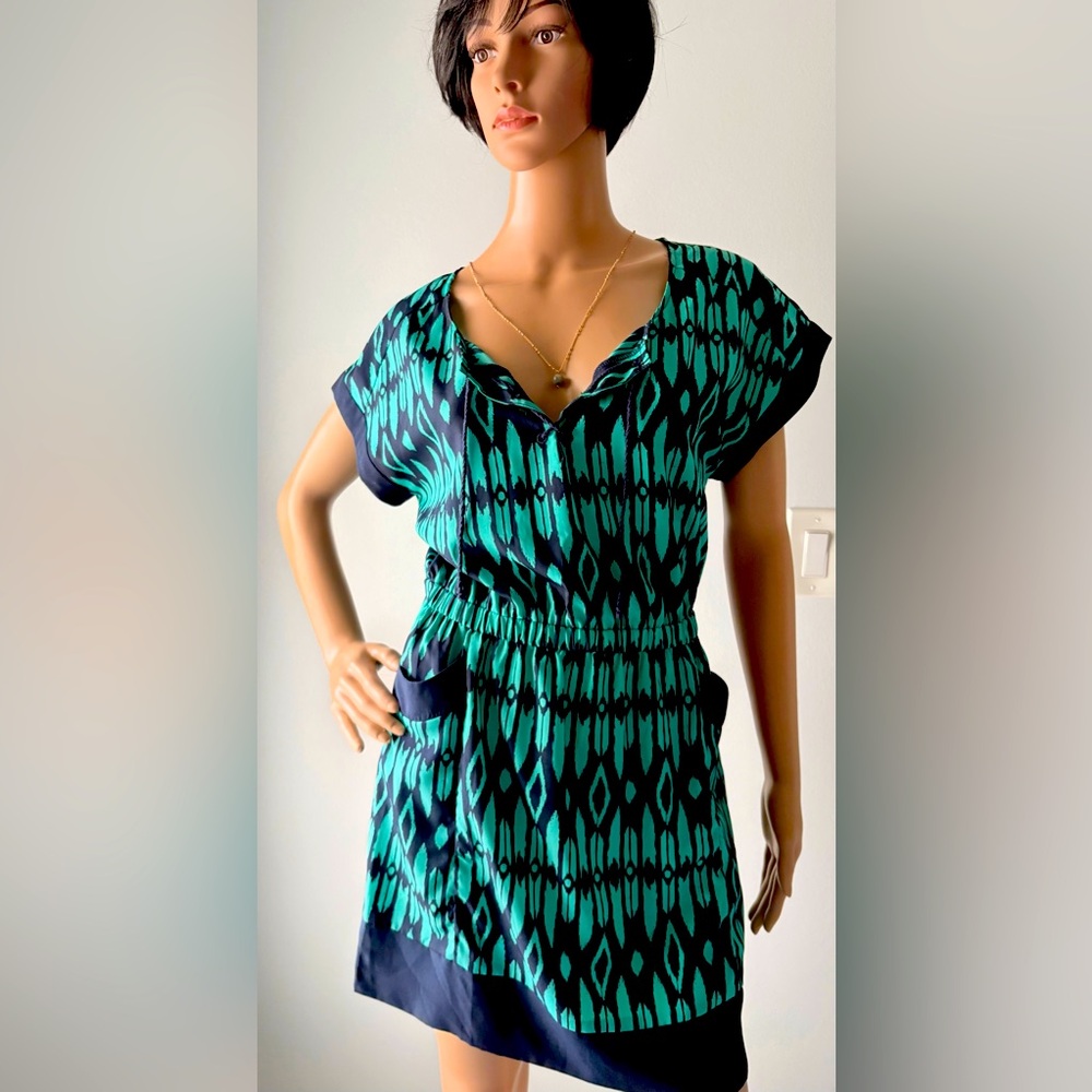 GAP Green & Navy Blue Pattern Dress Elastic Waist 2 Pockets Excellent condition